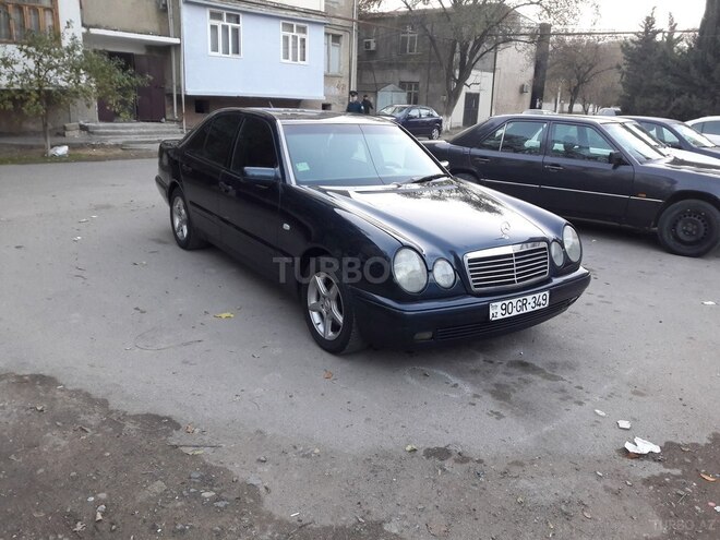 Mercedes E 230 1997, 244,350 km - 2.3 l - Sumqayıt