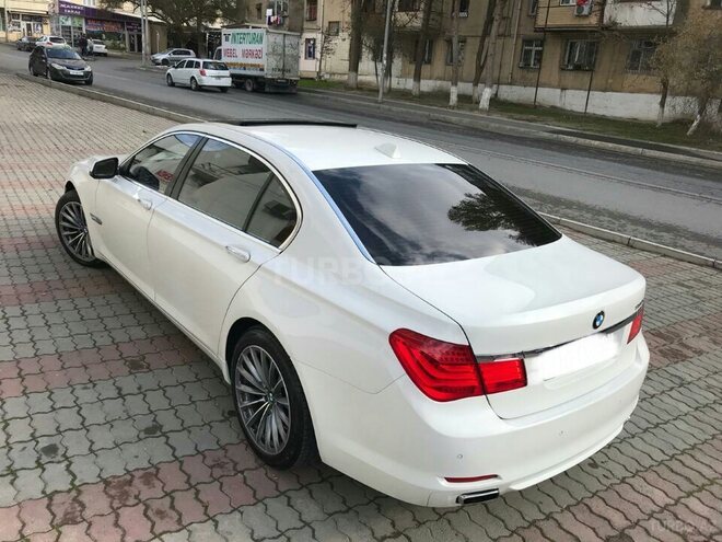 BMW 750 2009, 143,000 km - 4.4 l - Bakı
