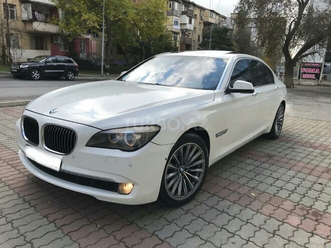 BMW 750 2009, 143,000 km - 4.4 l - Bakı