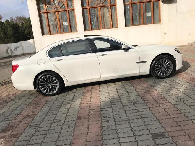 BMW 750 2009, 143,000 km - 4.4 l - Bakı
