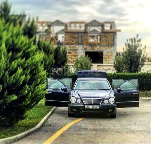Mercedes E 200 1999, 250,505 km - 2.0 л - Bakı