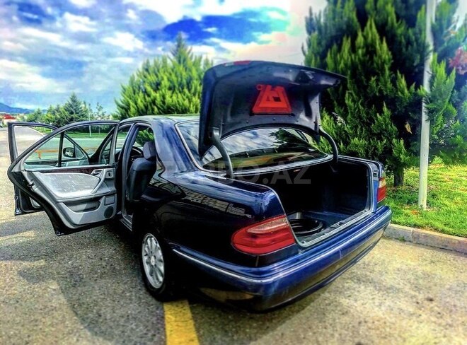 Mercedes E 200 1999, 250,505 km - 2.0 л - Bakı