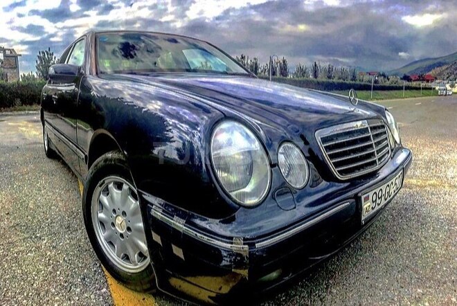 Mercedes E 200 1999, 250,505 km - 2.0 л - Bakı