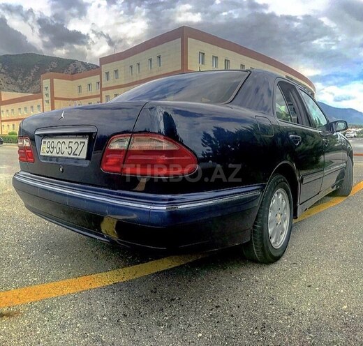 Mercedes E 200 1999, 250,505 km - 2.0 л - Bakı