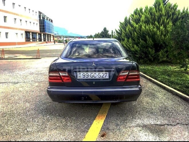 Mercedes E 200 1999, 250,505 km - 2.0 л - Bakı