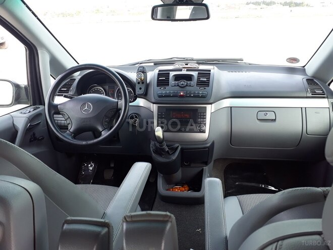 Mercedes Viano 2009, 179,299 km - 2.2 l - Bakı