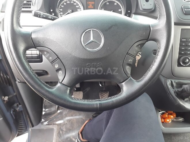 Mercedes Viano 2009, 179,299 km - 2.2 l - Bakı