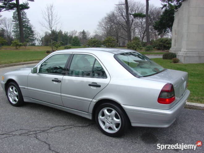 Mercedes C 180 1999, 358,000 km - 1.8 l - Yevlax