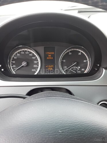 Mercedes Viano 2009, 179,299 km - 2.2 l - Bakı