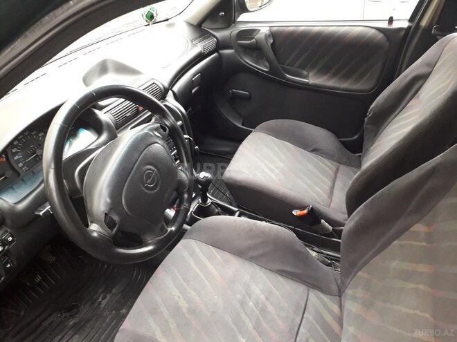 Opel Astra 1997, 389,000 km - 1.6 л - Sumqayıt