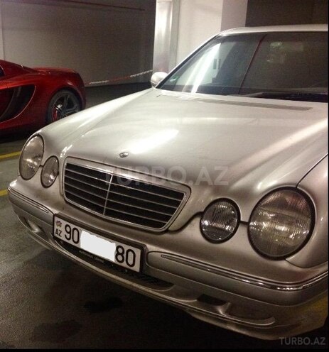 Mercedes E 260 2001, 282,769 km - 2.6 l - Bakı