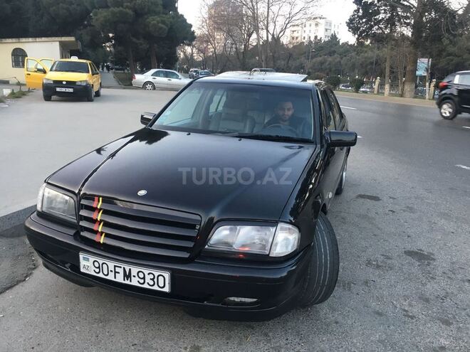 Mercedes C 230 1998, 255,000 km - 2.3 l - Bakı