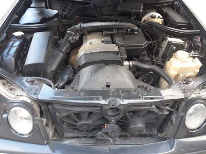 Mercedes E 230 1996, 46,598 km - 2.3 l - Bakı