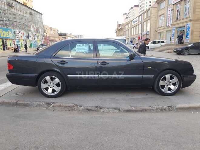 Mercedes E 230 1996, 46,598 km - 2.3 l - Bakı