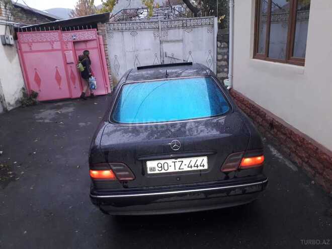 Mercedes E 270 2000, 493,000 km - 2.7 l - Bakı
