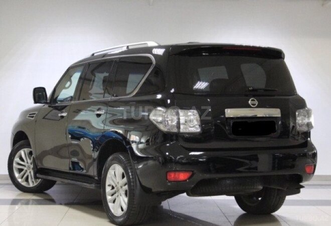 Nissan Patrol 2010, 147,000 km - 5.6 l - Bakı