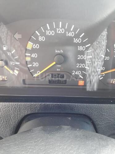 Mercedes C 200 1996, 372,000 km - 2.0 l - Bakı