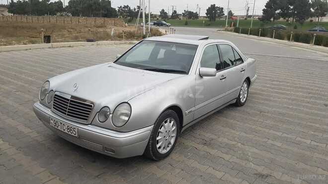 Mercedes E 230 1997, 460,000 km - 2.3 l - Şamaxı