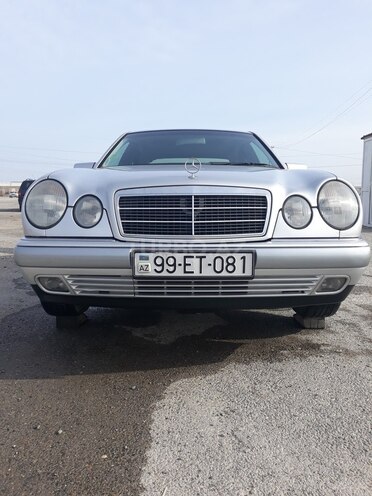 Mercedes E 240 1999, 245,000 km - 2.4 l - Sumqayıt