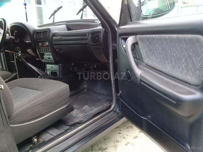 GAZ 31105 2005, 105,698 km - 2.3 l - Quba