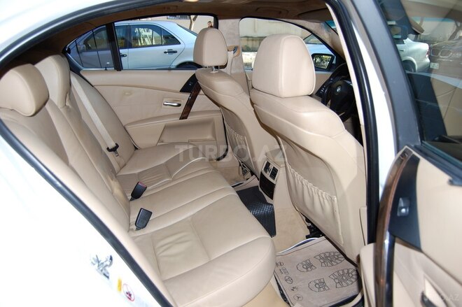 BMW 530 2005, 166,000 km - 3.0 l - Bakı