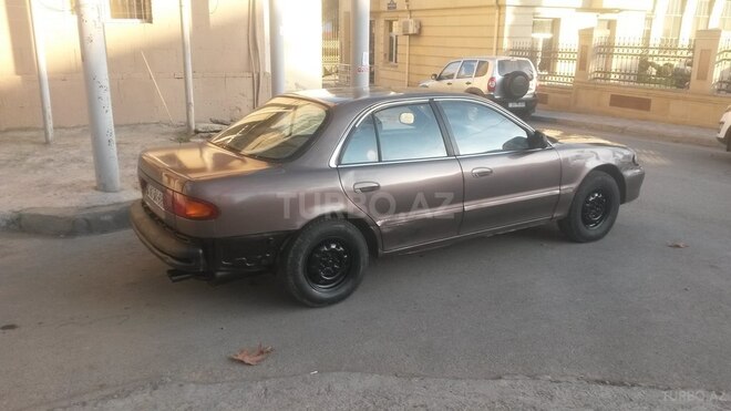 Hyundai Sonata 1996, 125,600 km - 2.4 l - Bakı
