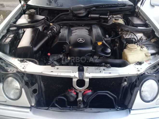 Mercedes E 280 1999, 350,000 km - 2.8 l - Bakı