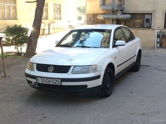 Volkswagen Passat 1997, 222,450 km - 1.8 л - Bakı