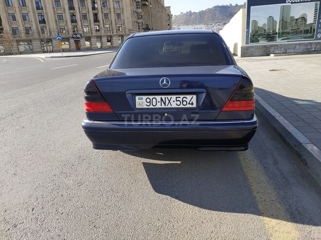 Mercedes C 180 1997, 273,005 km - 1.8 l - Bakı