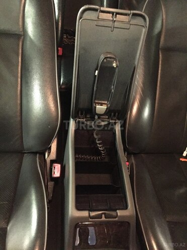 Mercedes E 270 1999, 340,850 km - 2.7 l - Bakı