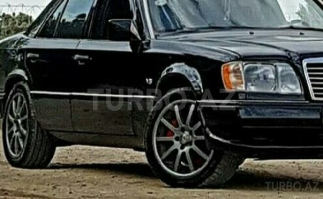 Mercedes E 420 1993, 295,000 km - 4.2 l - Bakı