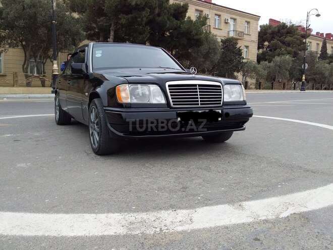 Mercedes E 420 1993, 295,000 km - 4.2 l - Bakı