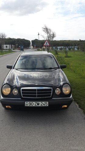 Mercedes E 240 1998, 325,000 km - 2.4 l - Bakı