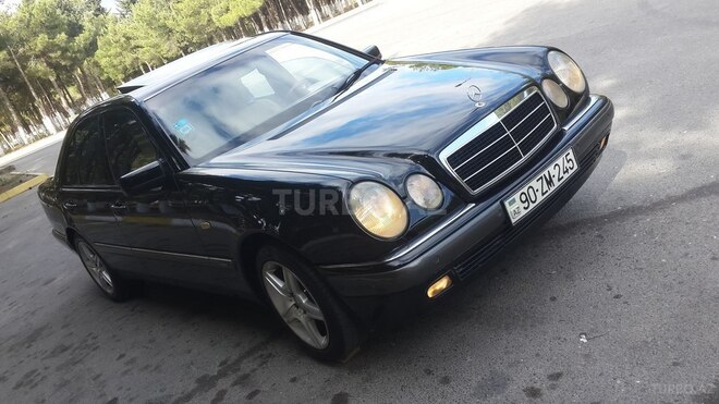 Mercedes E 240 1998, 325,000 km - 2.4 l - Bakı