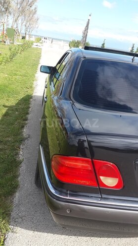 Mercedes E 240 1998, 325,000 km - 2.4 l - Bakı