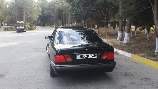 Mercedes E 240 1998, 325,000 km - 2.4 l - Bakı