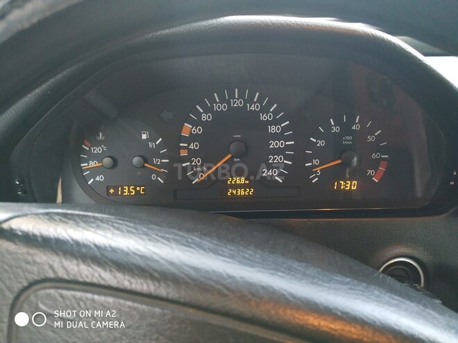 Mercedes C 200 1997, 243,000 km - 2.0 l - Bakı