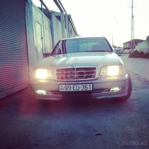 Mercedes C 220 1998, 367,367 km - 2.2 л - Bakı