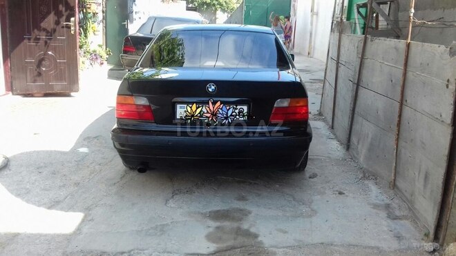 BMW 320 1997, 256,000 km - 2.0 l - Bakı