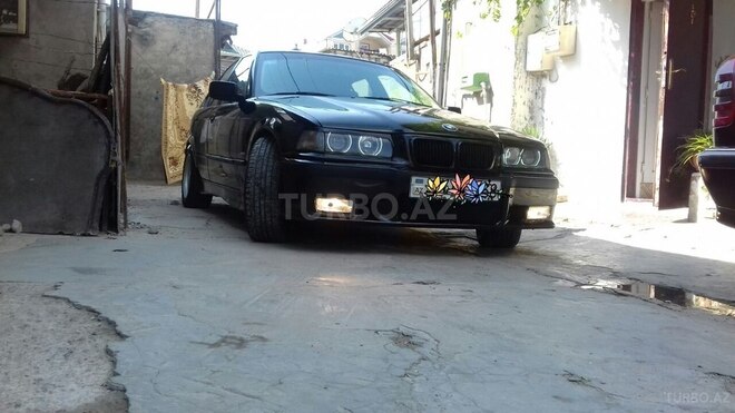 BMW 320 1997, 256,000 km - 2.0 l - Bakı