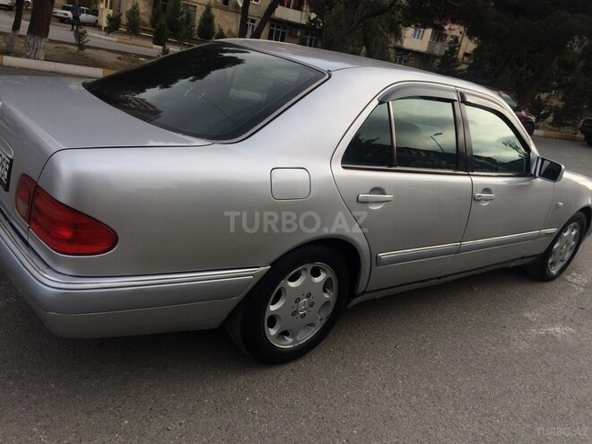 Mercedes E 230 1996, 277,041 km - 2.3 l - Sumqayıt