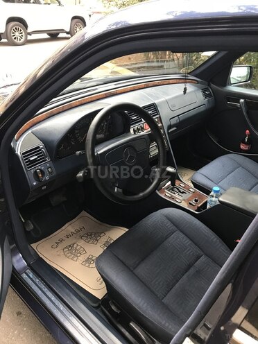 Mercedes C 240 1997, 285,500 km - 2.4 l - Bakı