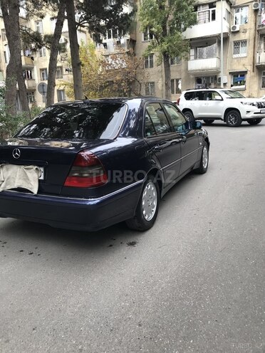 Mercedes C 240 1997, 285,500 km - 2.4 l - Bakı