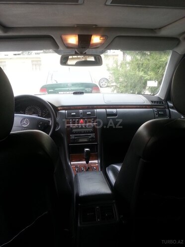 Mercedes E 240 2002, 222,000 km - 2.6 l - Sumqayıt