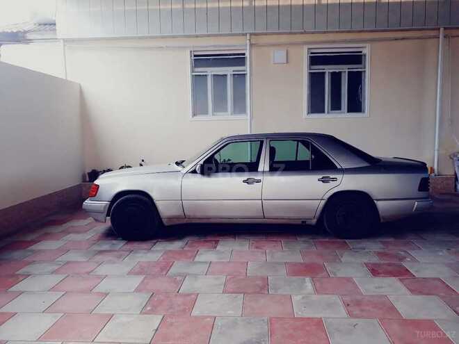 Mercedes E 200 1992, 175,069 km - 0.2 l - Tovuz