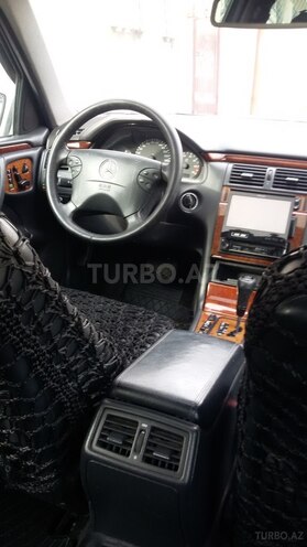 Mercedes E 320 2000, 162,000 km - 3.2 l - Bakı
