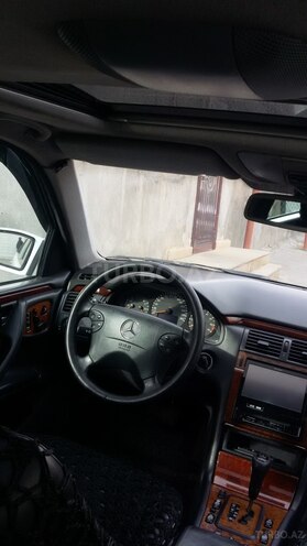 Mercedes E 320 2000, 162,000 km - 3.2 l - Bakı