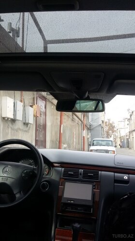 Mercedes E 320 2000, 162,000 km - 3.2 l - Bakı