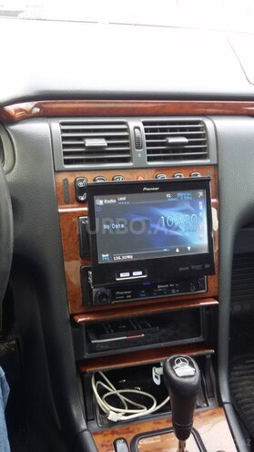 Mercedes E 320 2000, 162,000 km - 3.2 l - Bakı