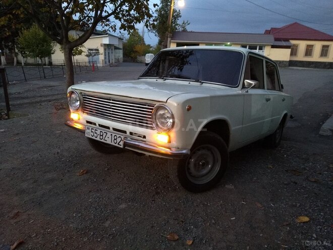 LADA (VAZ) 21011 1986, 20,000 km - 1.6 л - Qax